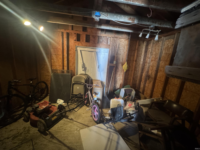 Listing Image 39