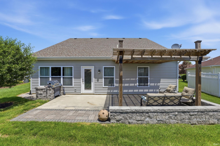 Listing Image 10