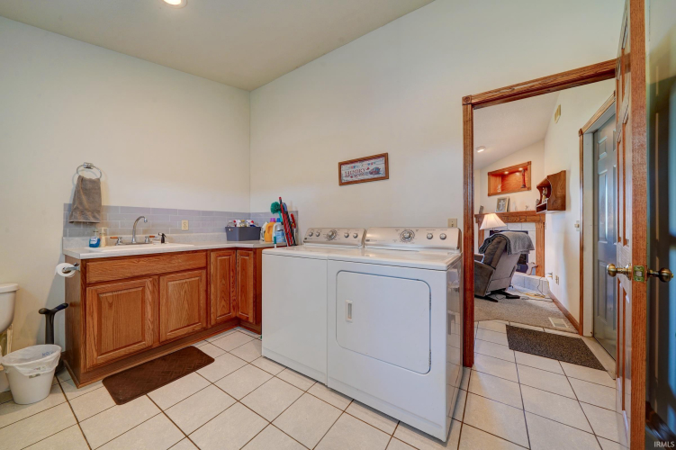 Listing Image 29