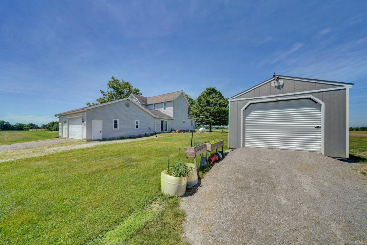 Listing Image 45