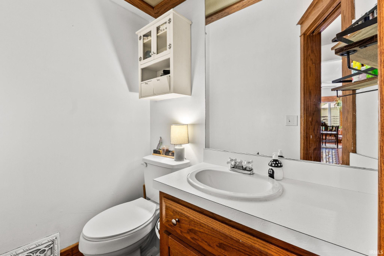 Listing Image 15