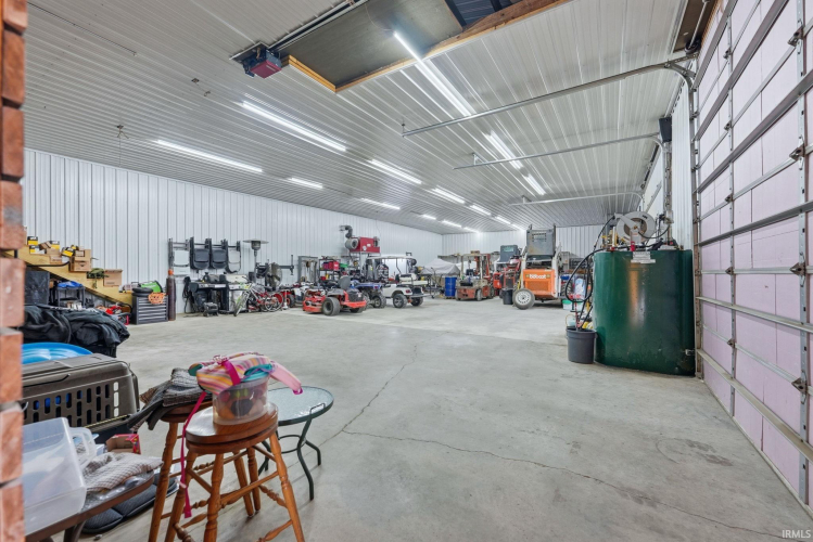 Listing Image 43