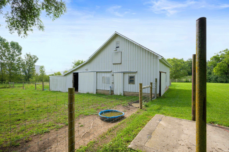 Listing Image 25