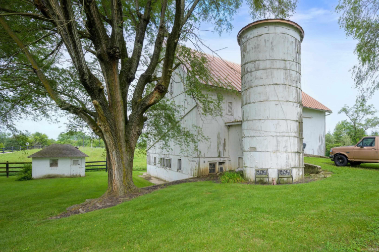 Listing Image 27