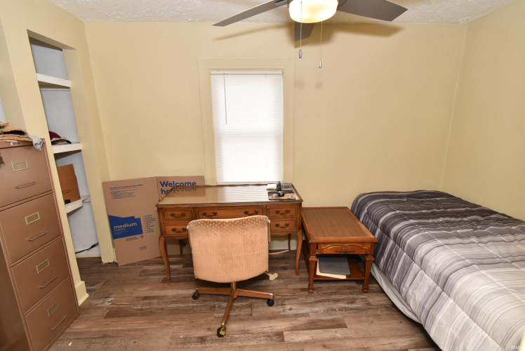 Listing Image 25