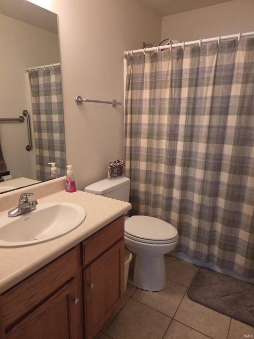 Listing Image 16