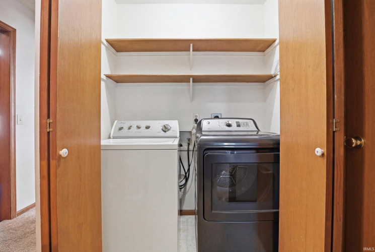 Listing Image 17