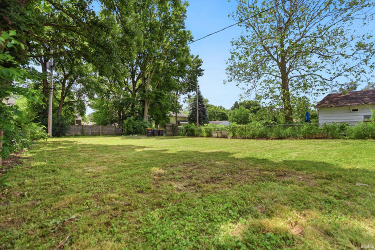 Listing Image 32