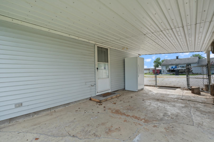 Listing Image 24