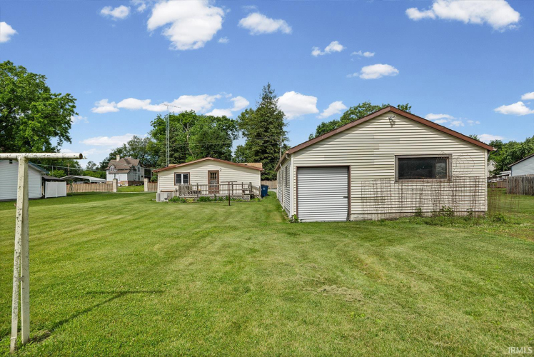 Listing Image 32