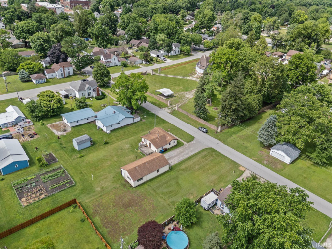 Listing Image 40