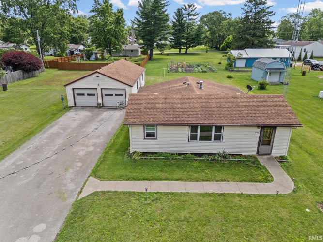 Listing Image 5