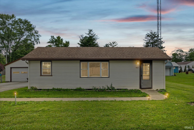 Listing Image 6