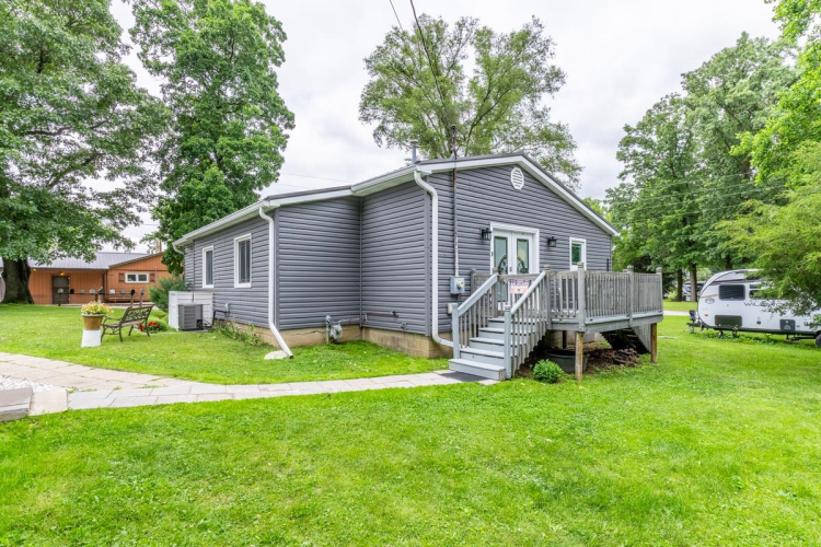 Listing Image 27