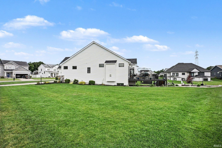 Listing Image 28