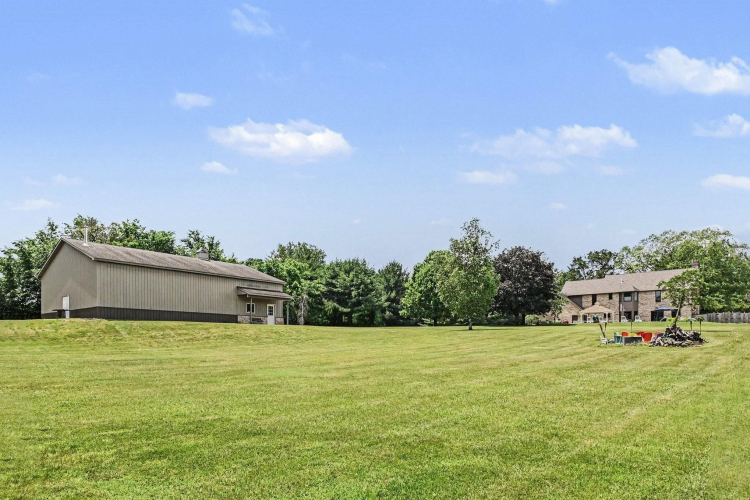 Listing Image 42