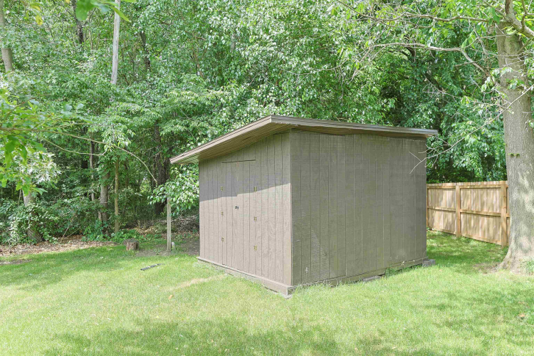 Listing Image 41