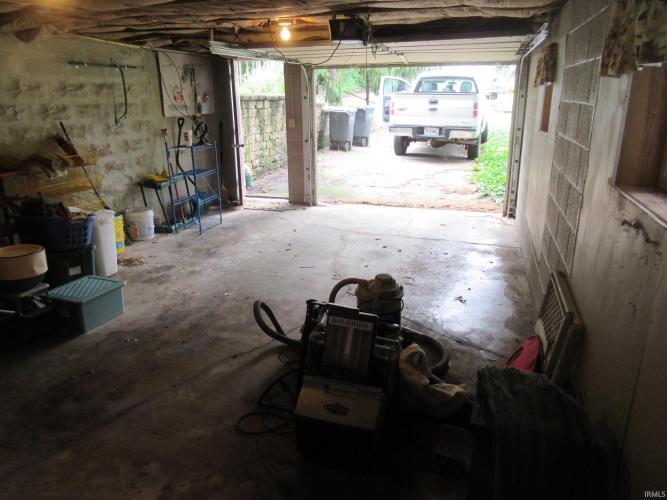 Listing Image 27