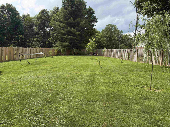 Listing Image 16