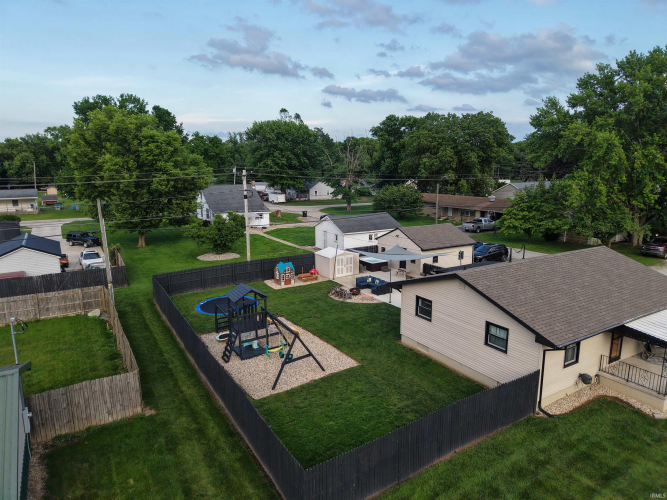 Listing Image 19