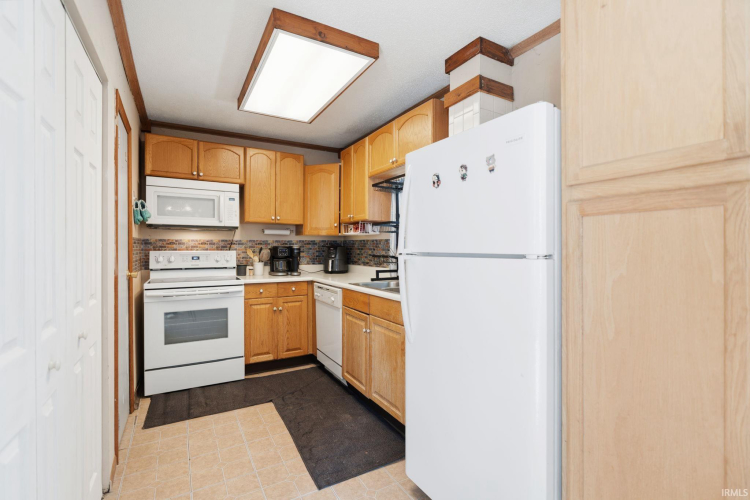 Listing Image 23