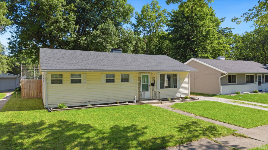 Listing Image 6