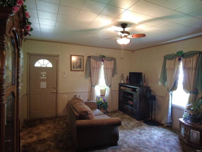 Listing Image 11