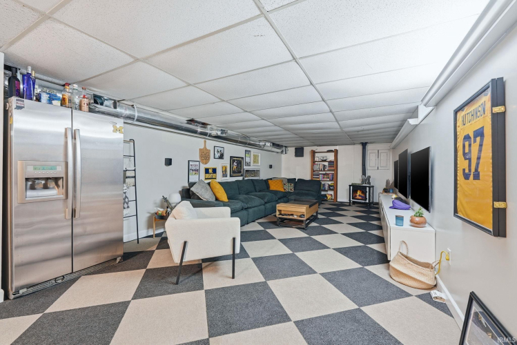 Listing Image 31