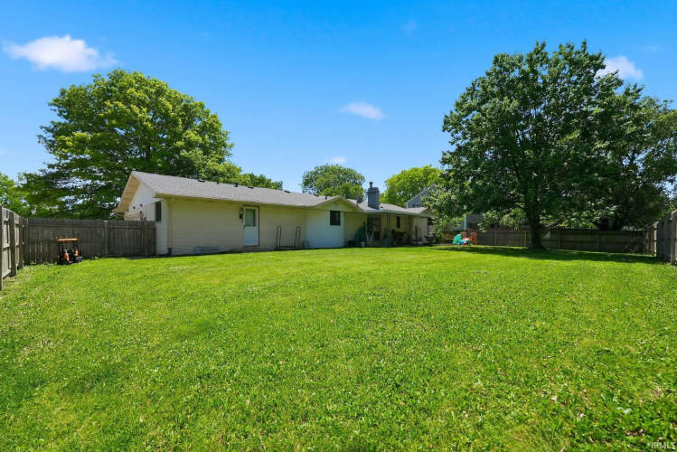 Listing Image 40