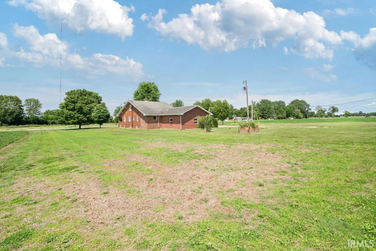 Listing Image 27