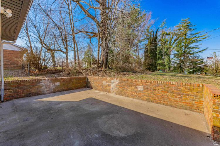 Listing Image 28
