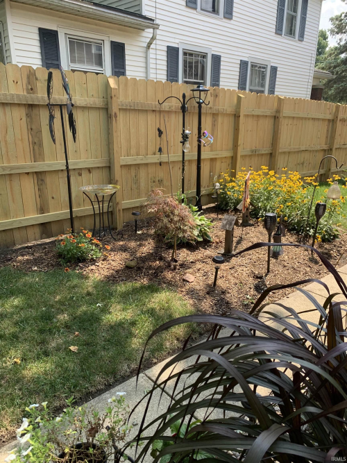 Listing Image 12