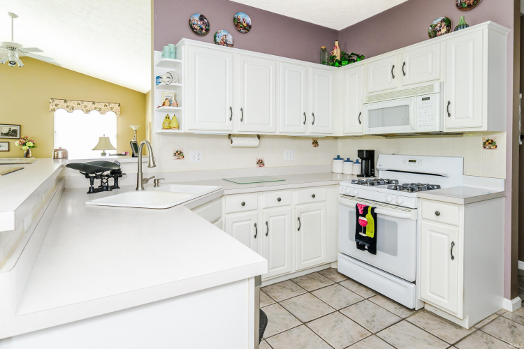 Listing Image 13