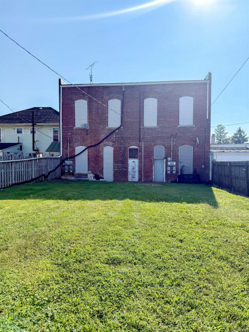 Listing Image 3