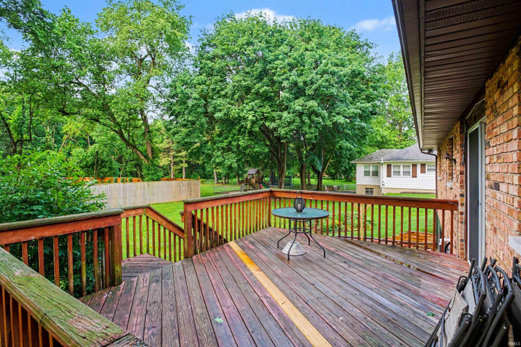 Listing Image 20