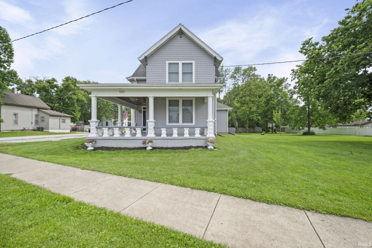 Listing Image 3
