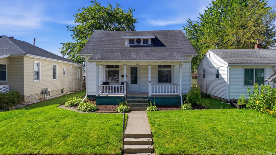 Listing Image 3