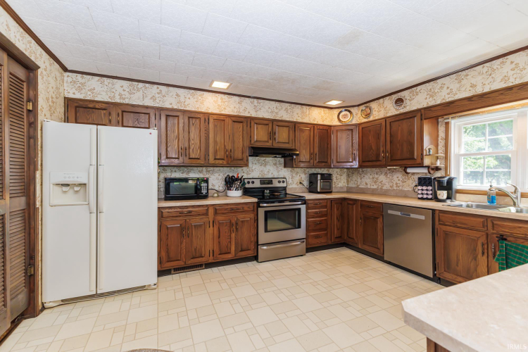 Listing Image 14