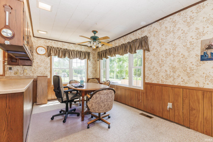 Listing Image 18
