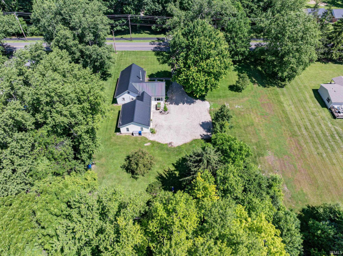 Listing Image 9