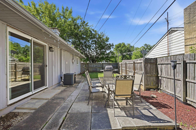 Listing Image 22