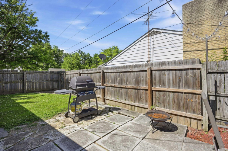 Listing Image 23