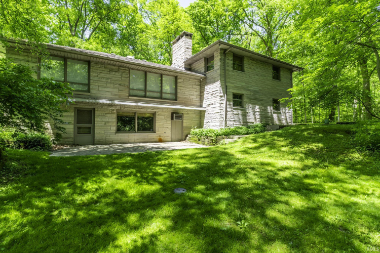 Listing Image 12