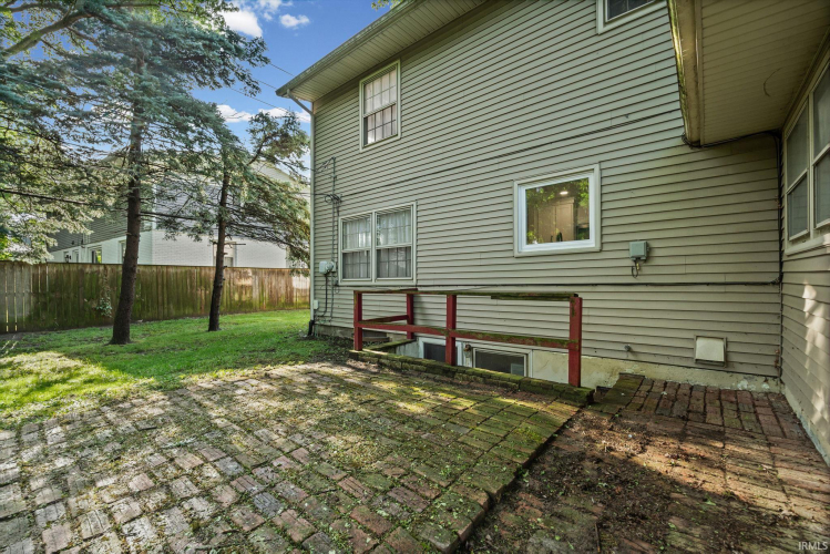Listing Image 20