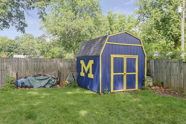 Listing Image 32