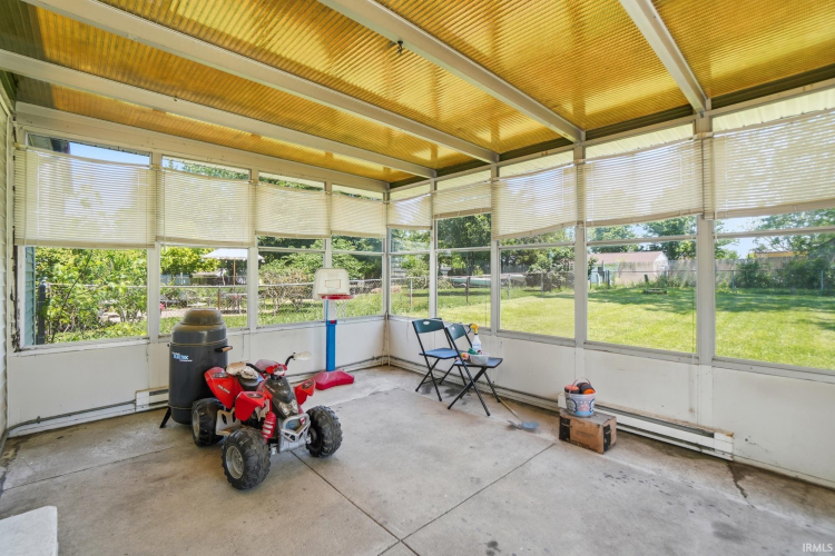 Listing Image 32