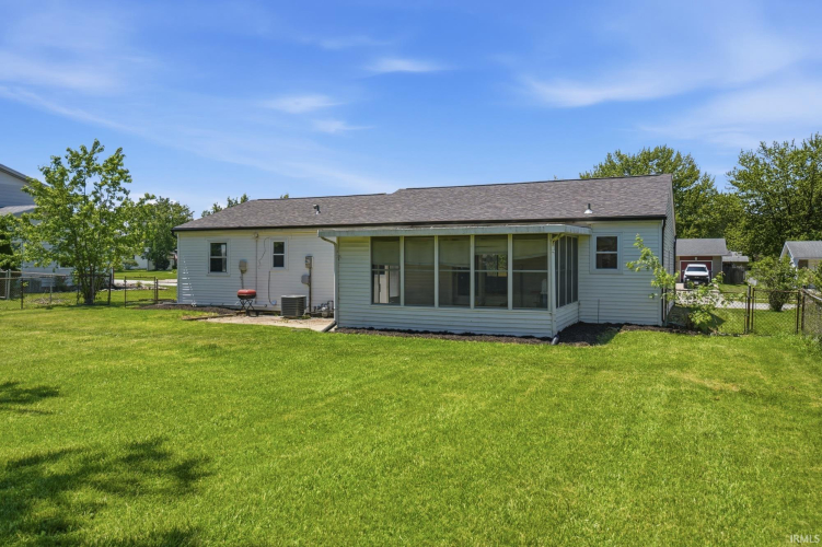 Listing Image 36