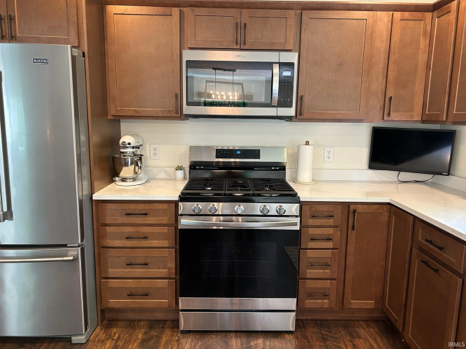Listing Image 17