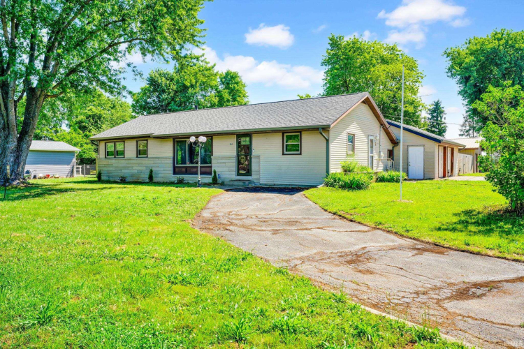 Listing Image 28