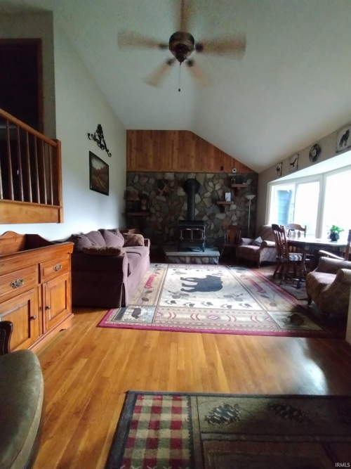 Listing Image 22